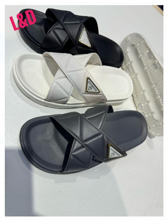 фото Без выбора цвета летние мужские шлепанцы оптом в Москве