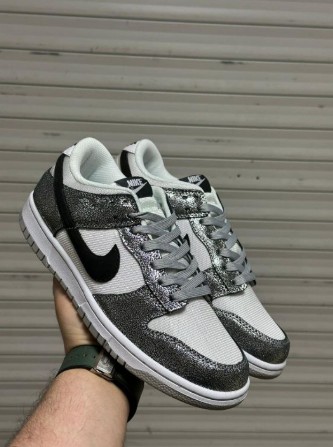 фото весенние женские кроссовки оптом