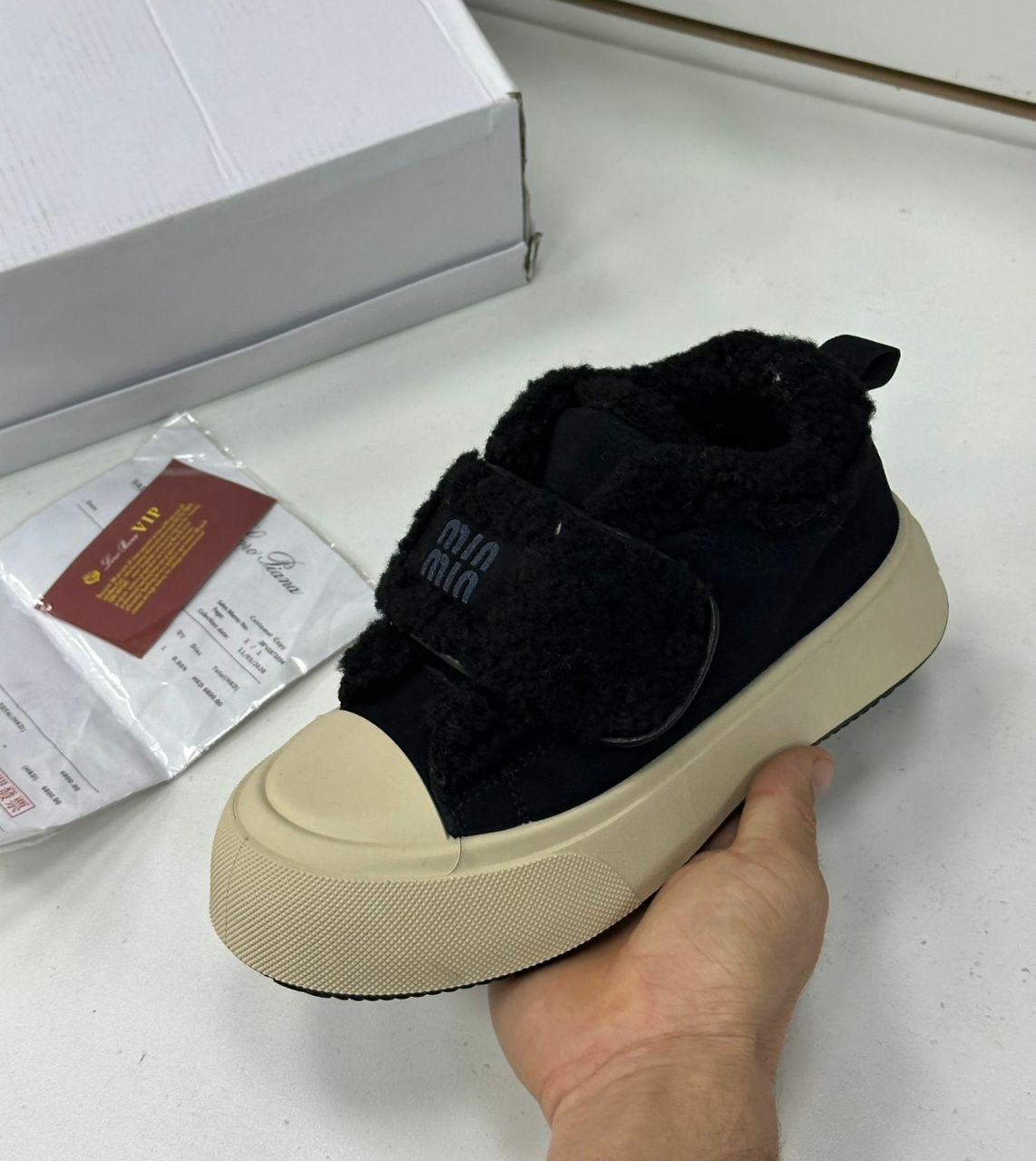 фото зимние женские кроссовки оптом с доставкой