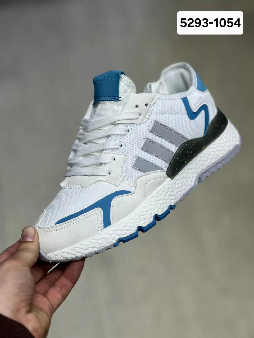 фото весенние женские кроссовки оптом