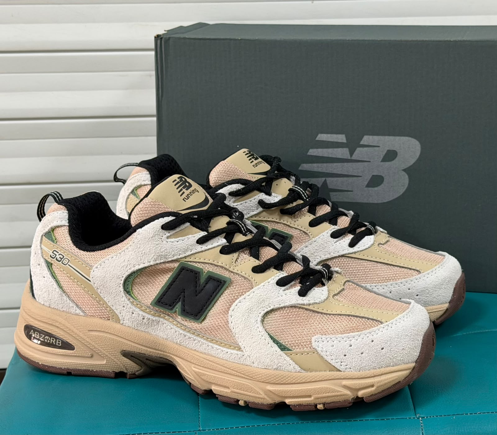 фото мужские осенние кроссовки new balance 530 929233 оптом