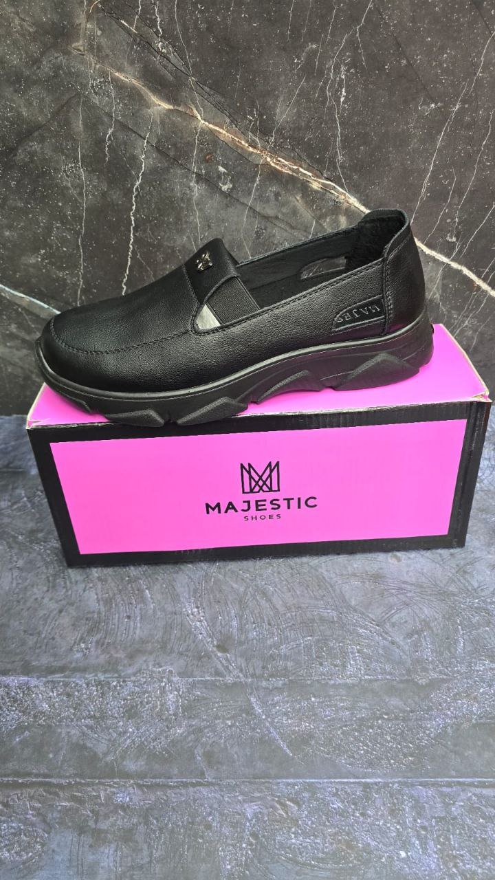 фото весенние женские кроссовки оптом