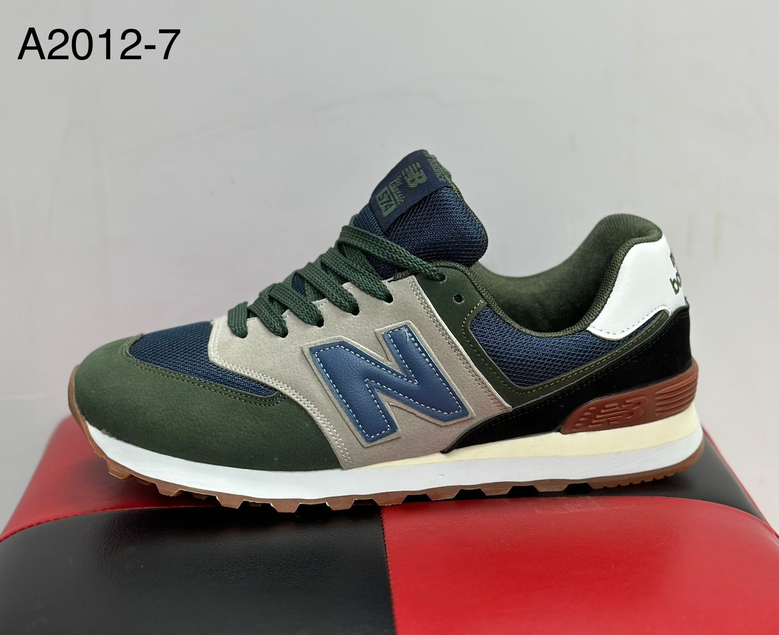 фото весенние мужские кроссовки оптом с доставкой