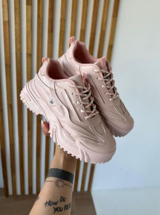 фото весенние женские кроссовки оптом