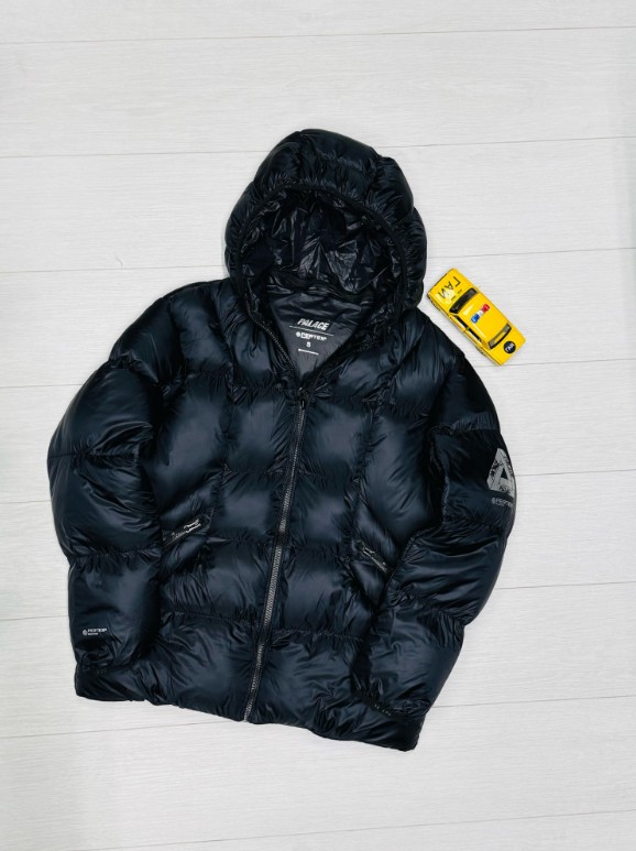 картинка Куртка от магазина Одежда+