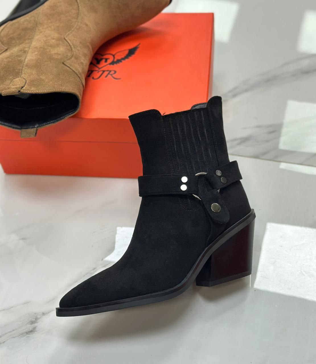 фото весенние женские ботинки оптом