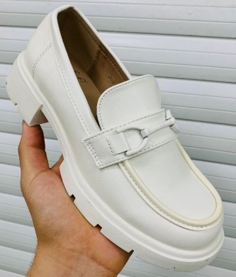 фото весенние женские лоферы оптом