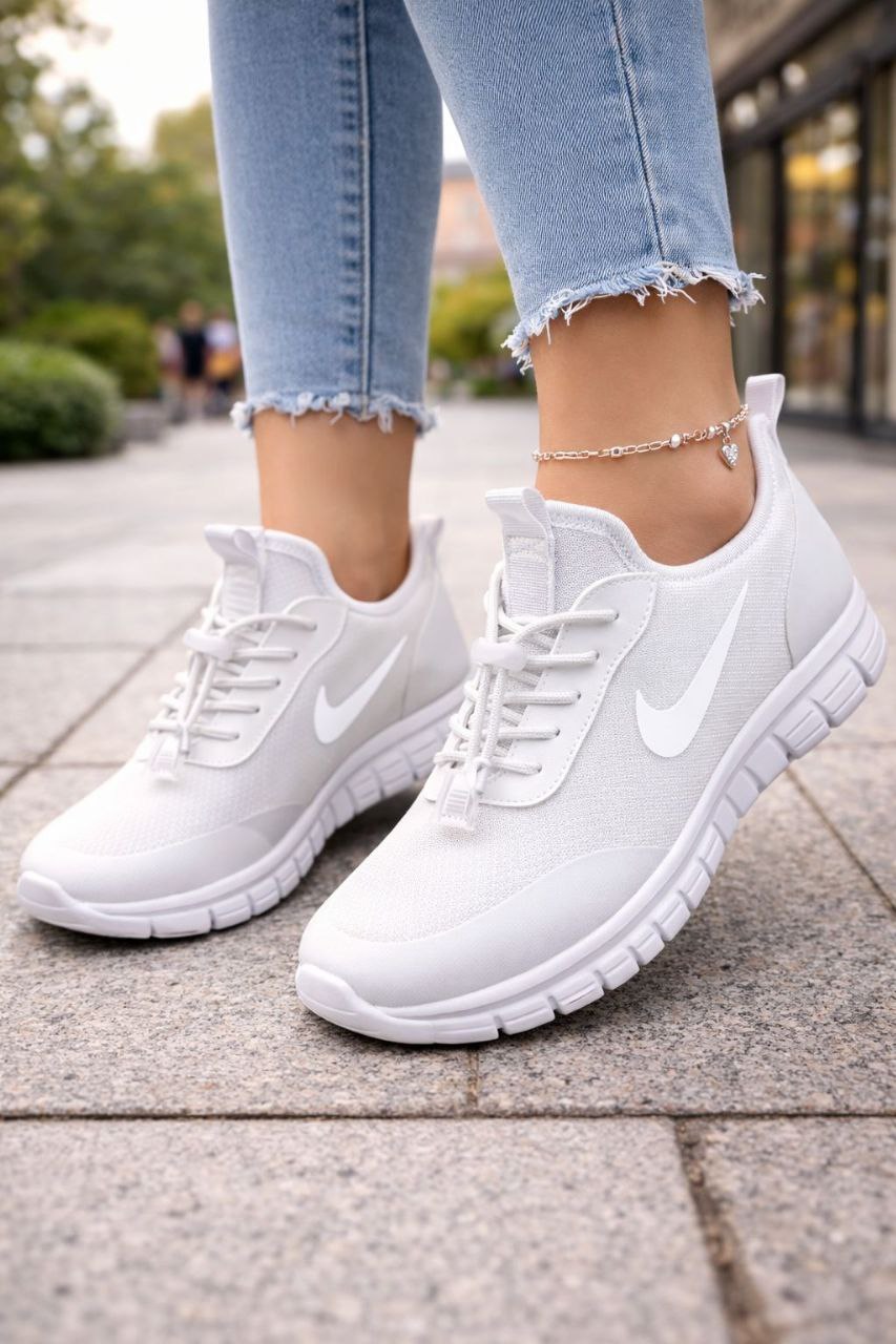 фото весенние женские кроссовки оптом