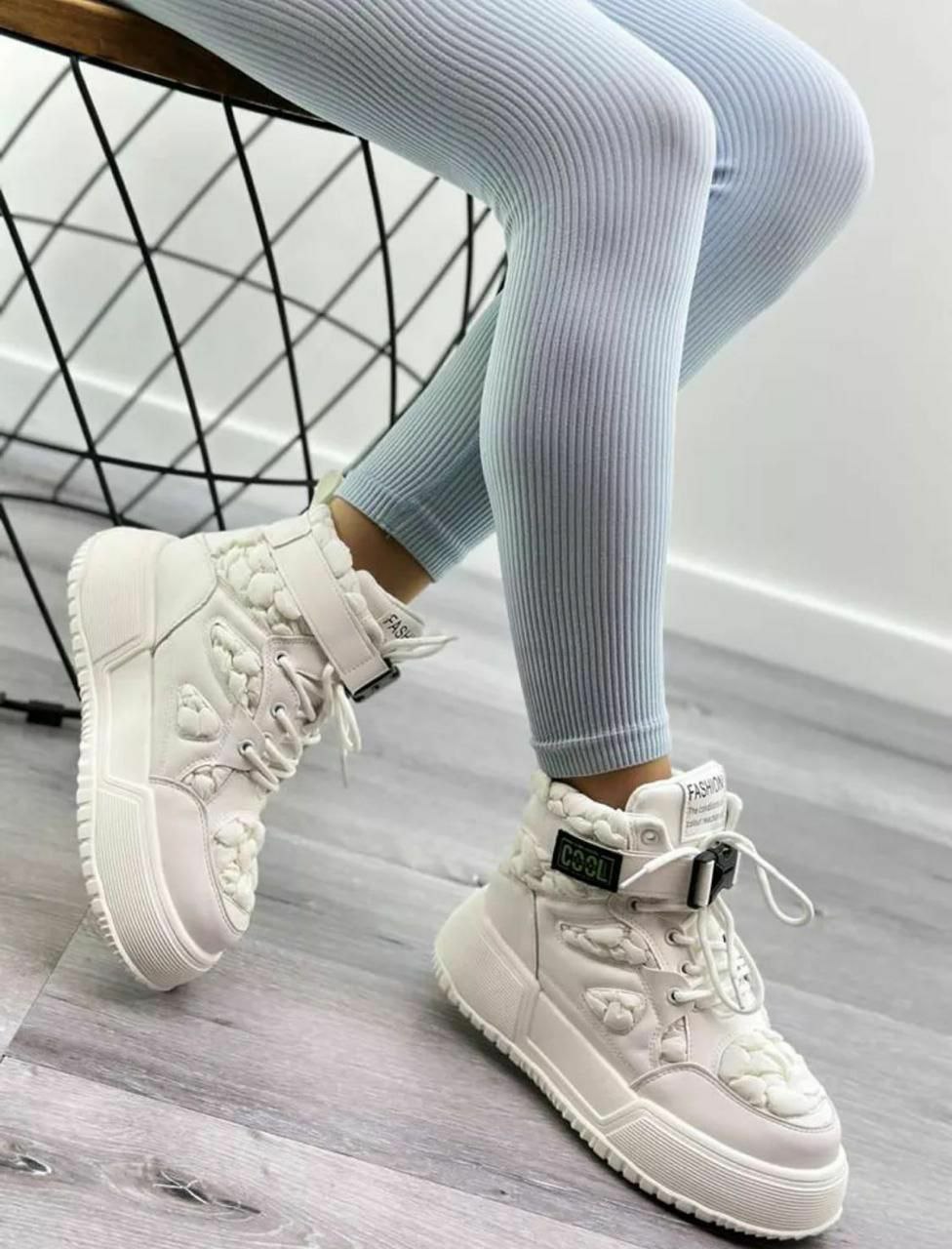 фото зимние женские кроссовки оптом с доставкой