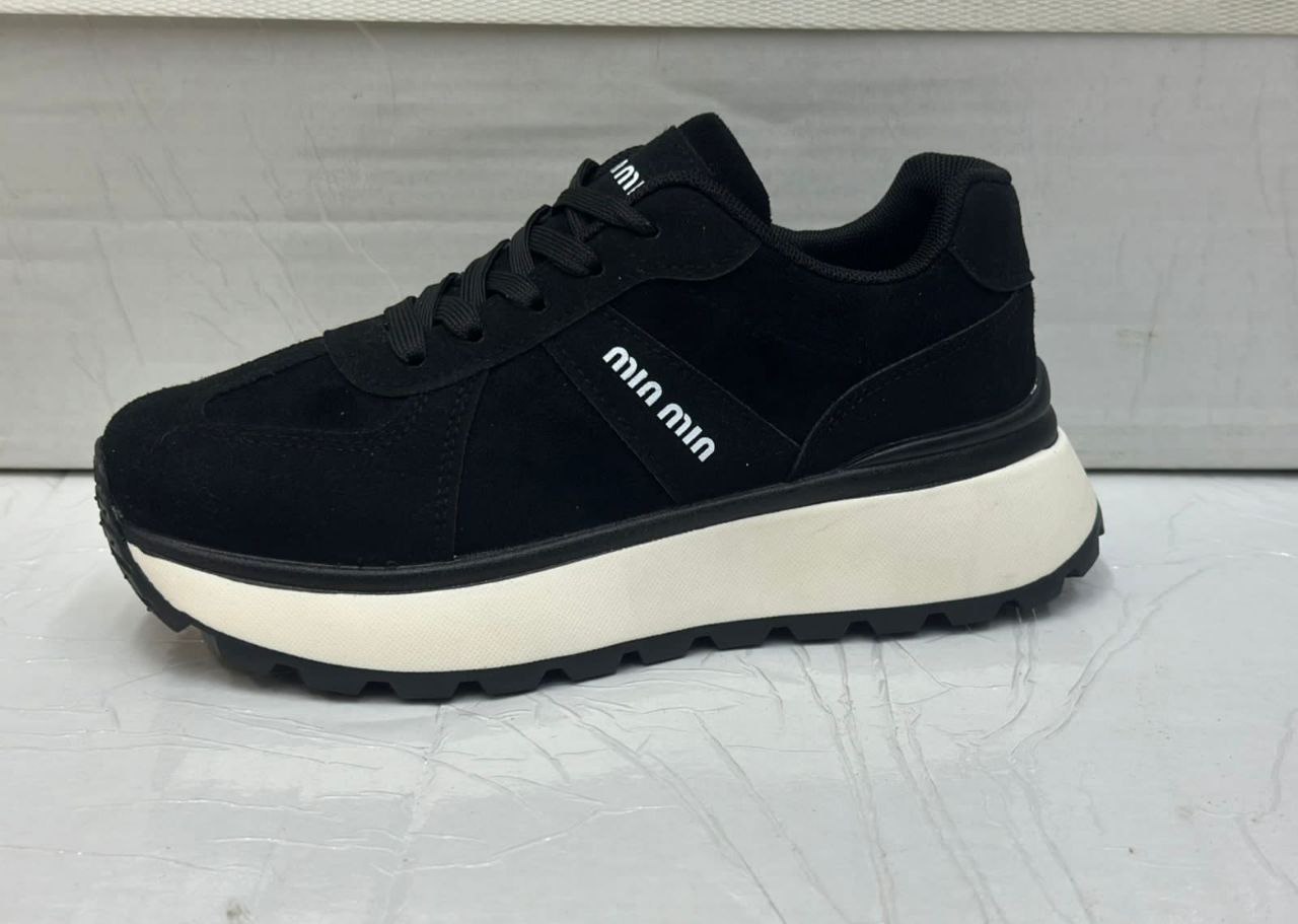 фото весенние женские кроссовки оптом