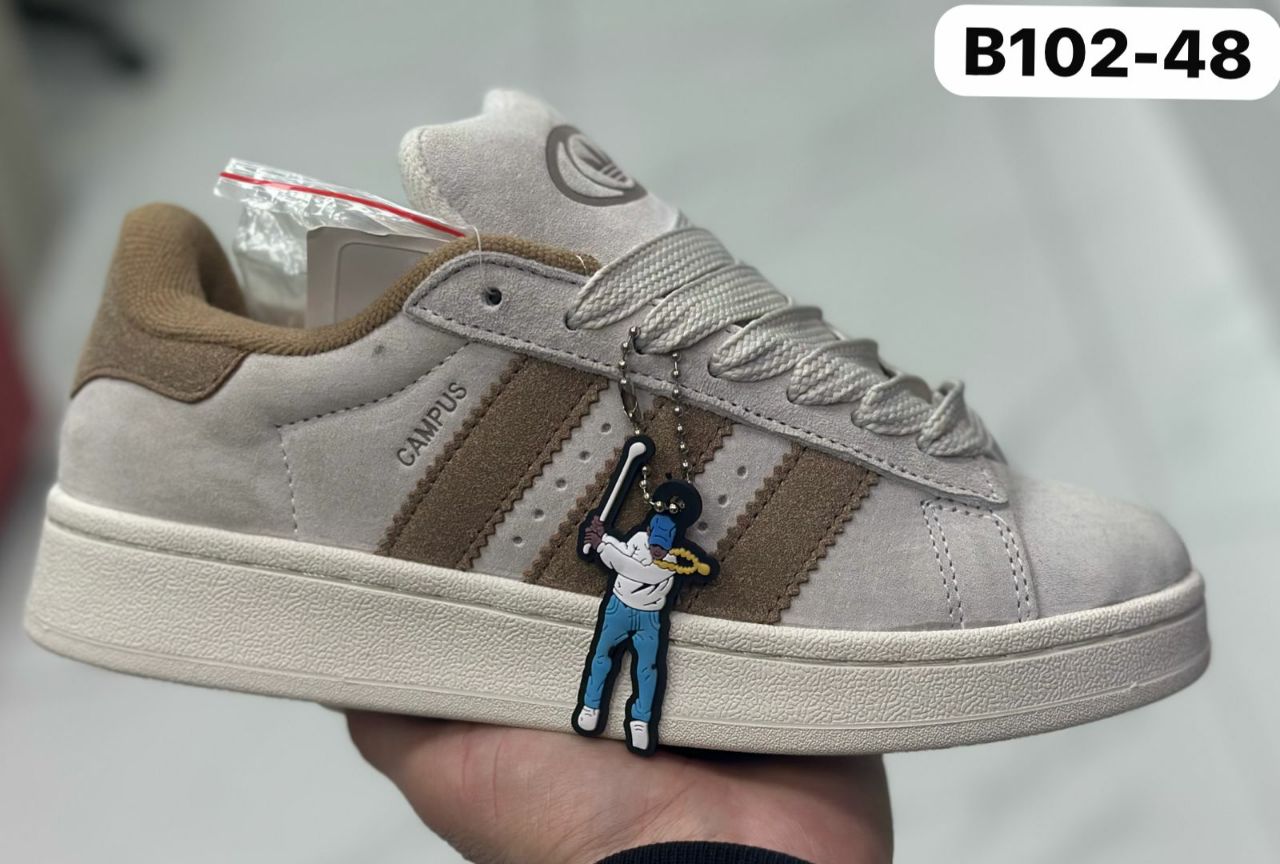 фото весенние женские кроссовки оптом