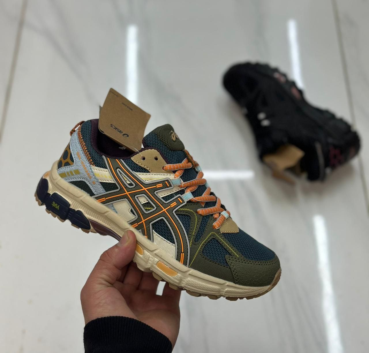 фото весенние женские кроссовки оптом