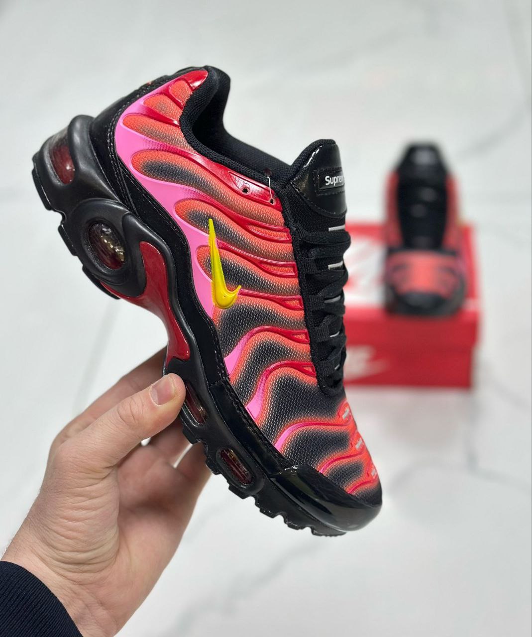 фото весенние женские кроссовки оптом