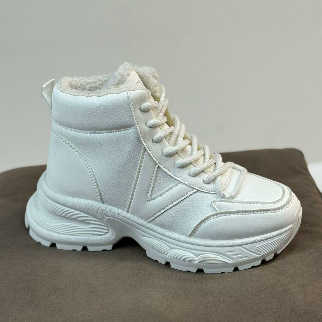 фото зимние женские кроссовки оптом с доставкой