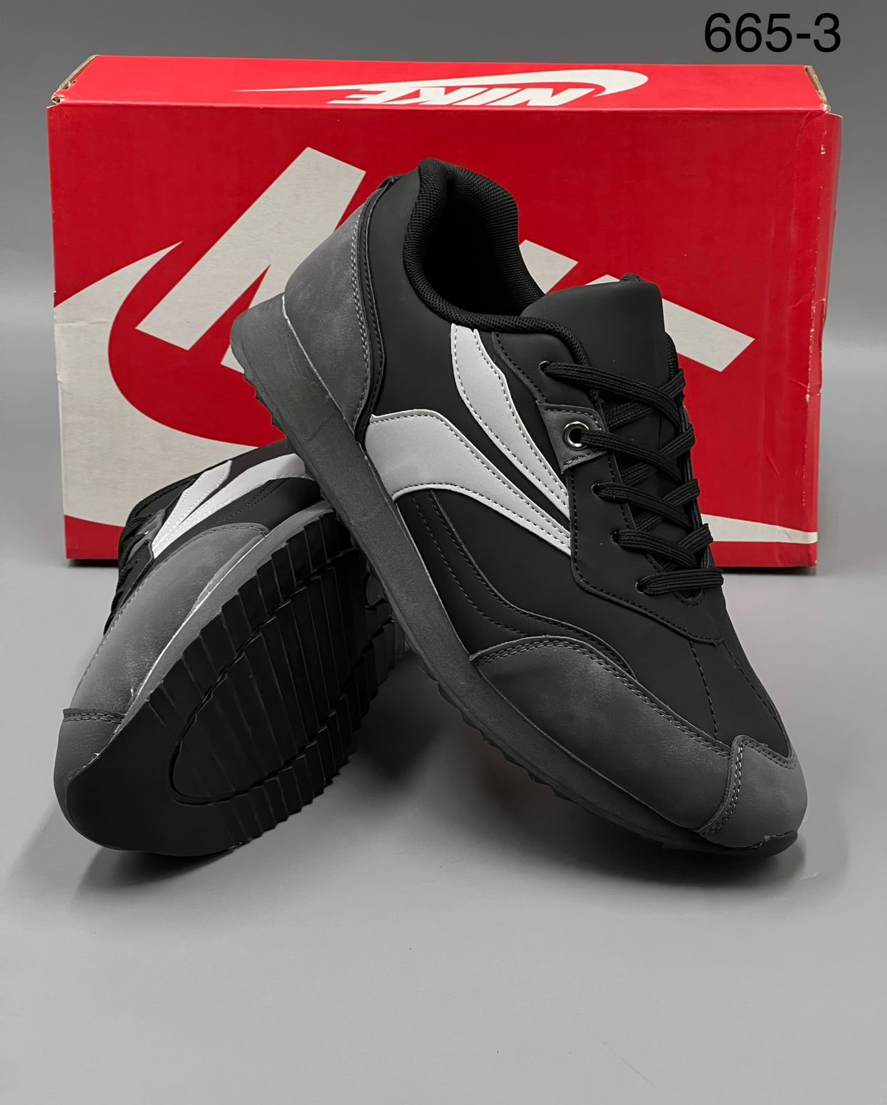 фото весенние мужские кроссовки оптом с доставкой