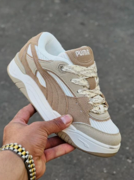 фото весенние женские кроссовки оптом