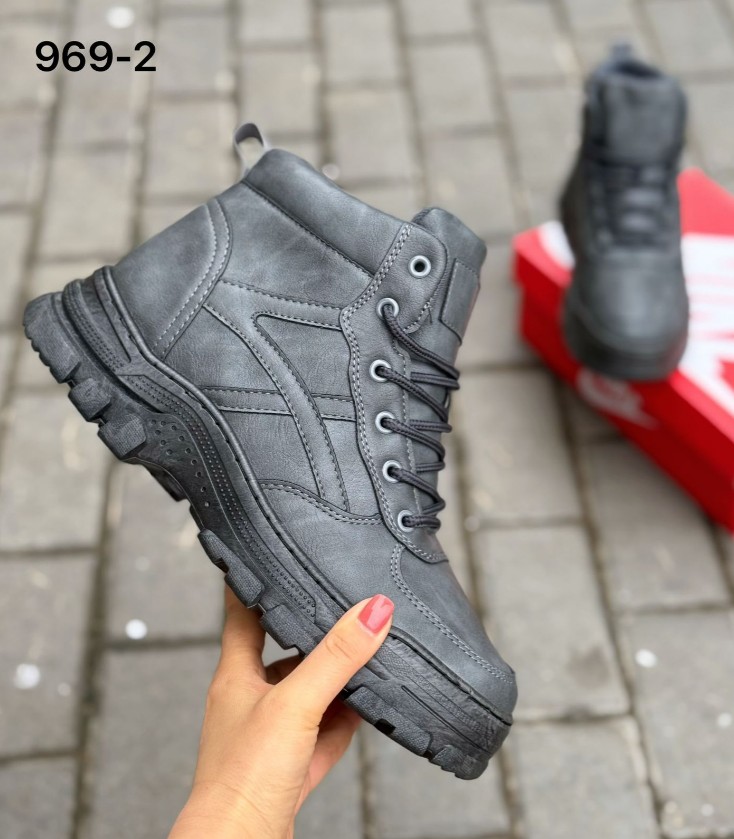 фото зимние мужские ботинки оптом