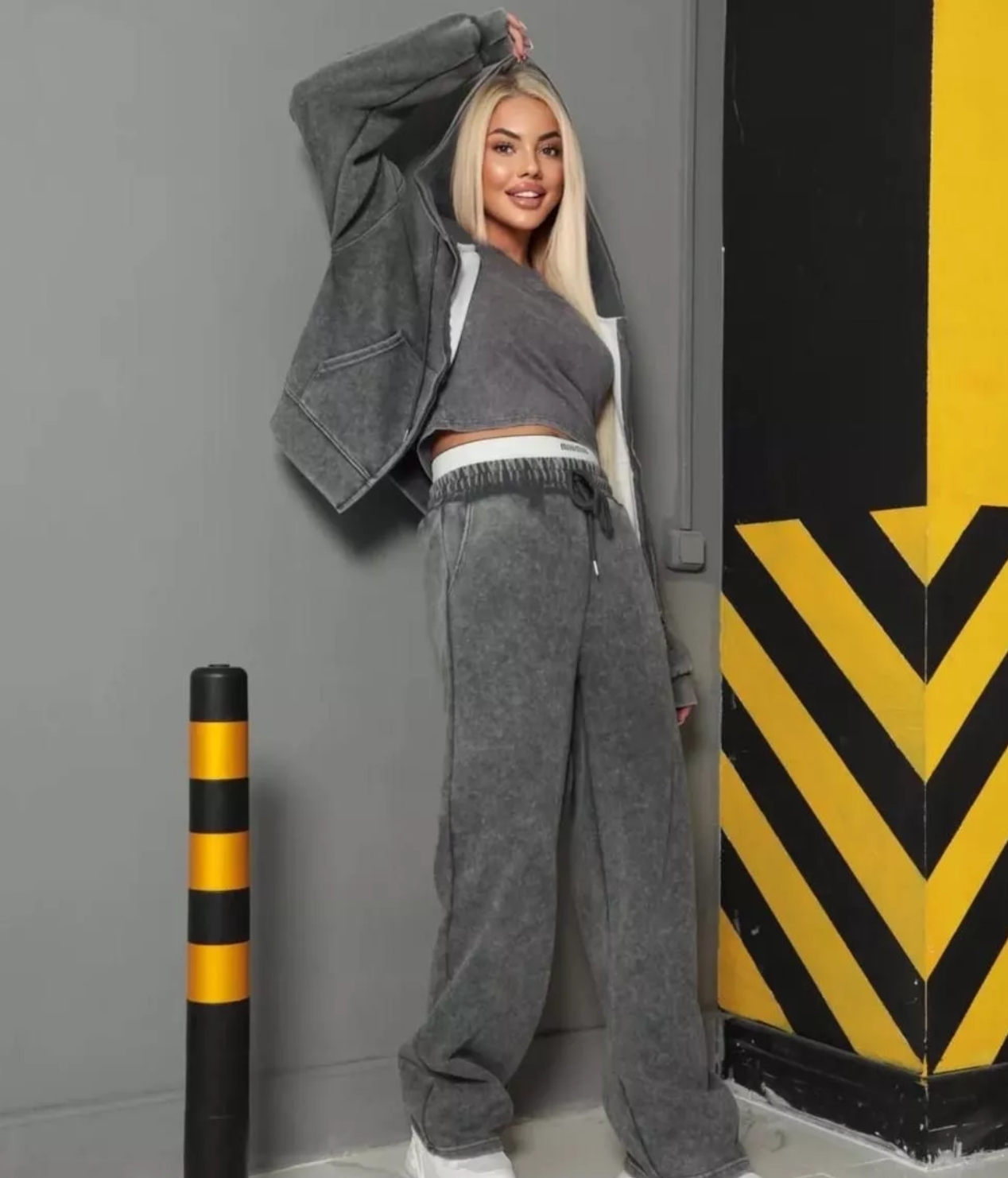 картинка Костюм женский от магазина Одежда+