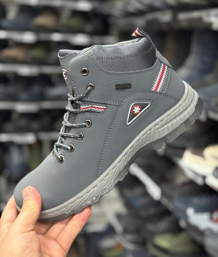 фото зимние мужские кроссовки оптом