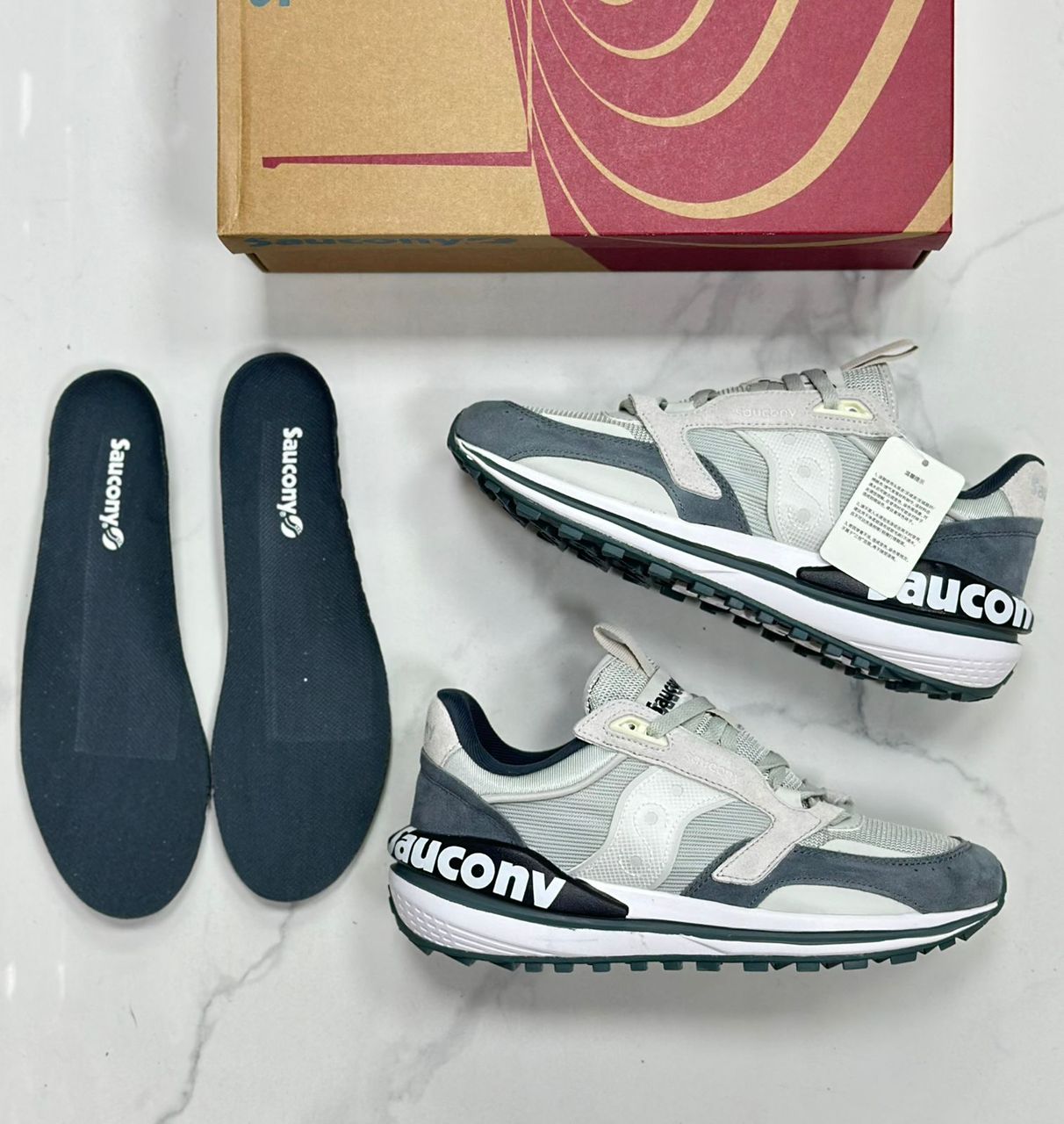 фото мужские кроссовки saucony 494031 оптом