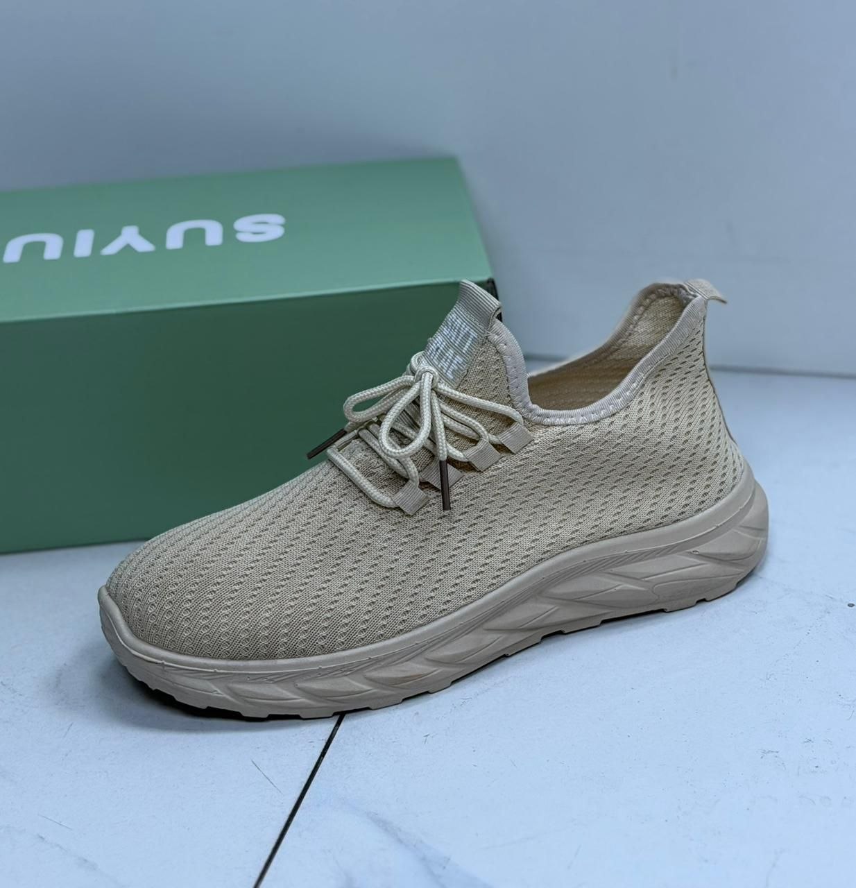 фото весенние мужские кроссовки оптом с доставкой