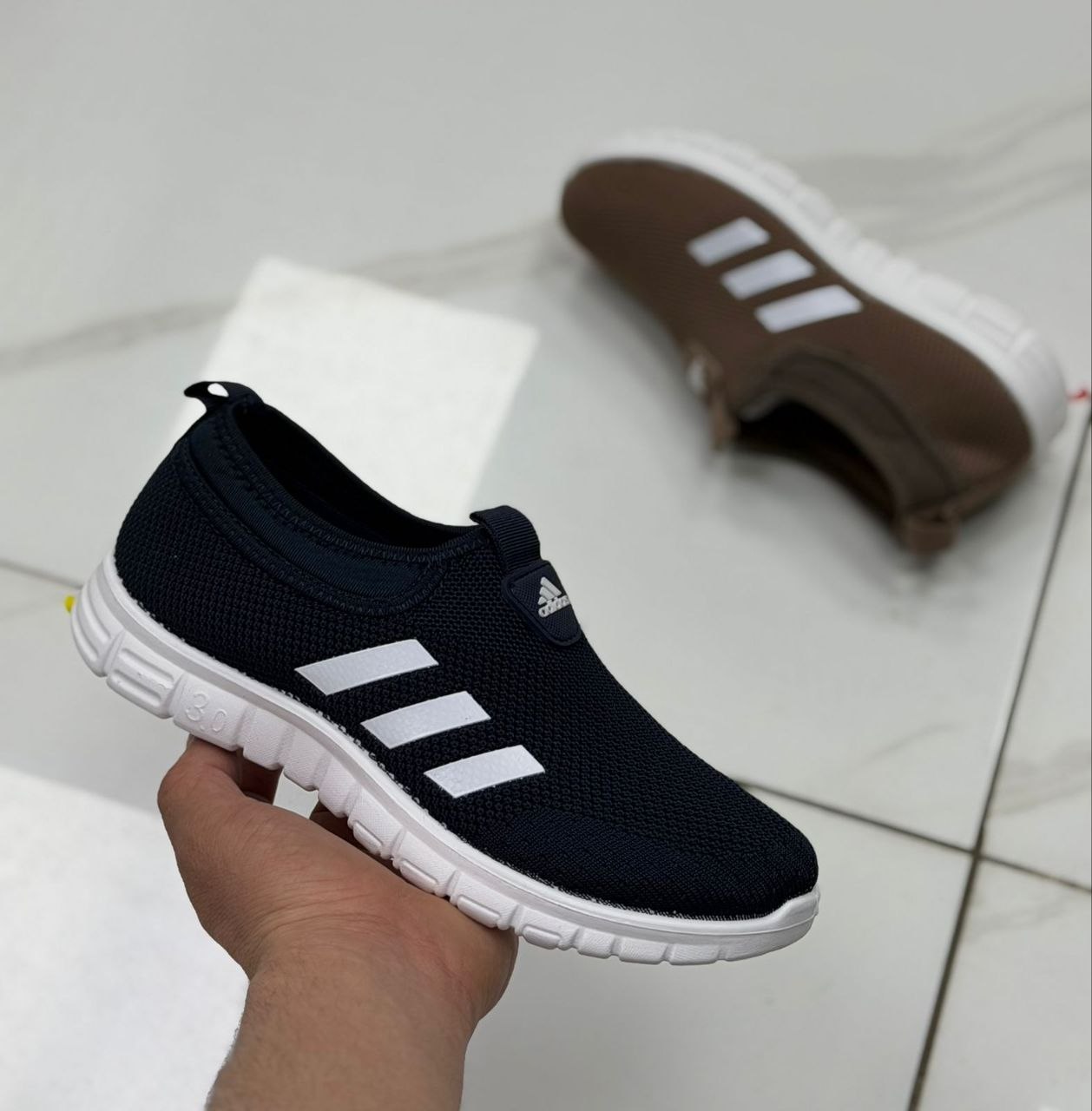 фото весенние женские кроссовки оптом