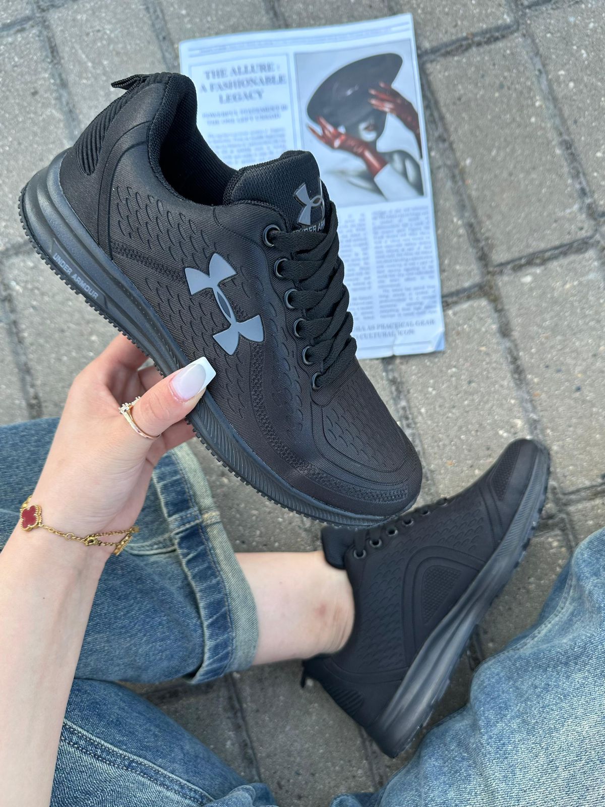 фото весенние женские кроссовки оптом