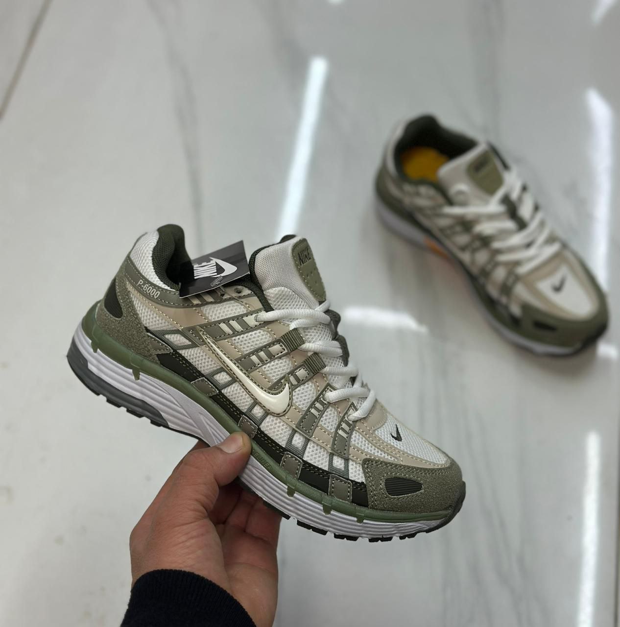 фото весенние женские кроссовки оптом