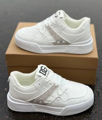 фото весенние женские кроссовки оптом