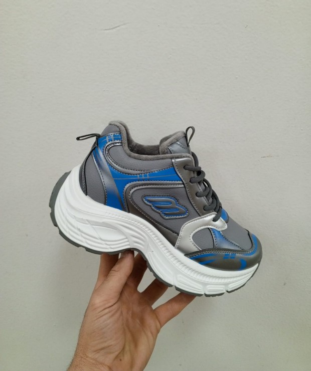 фото зимние женские кроссовки оптом с доставкой