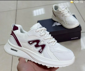 фото весенние женские кроссовки оптом