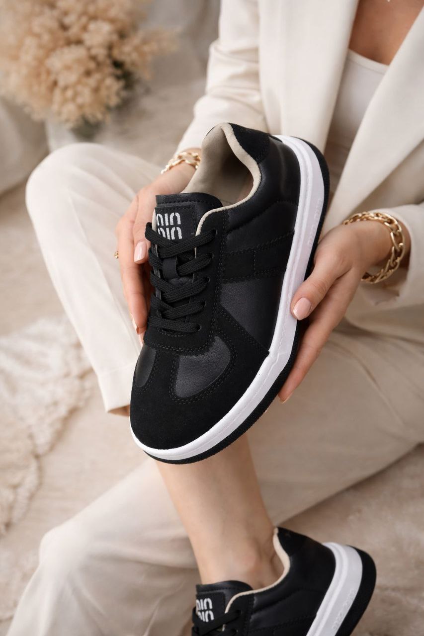 фото весенние женские кроссовки оптом