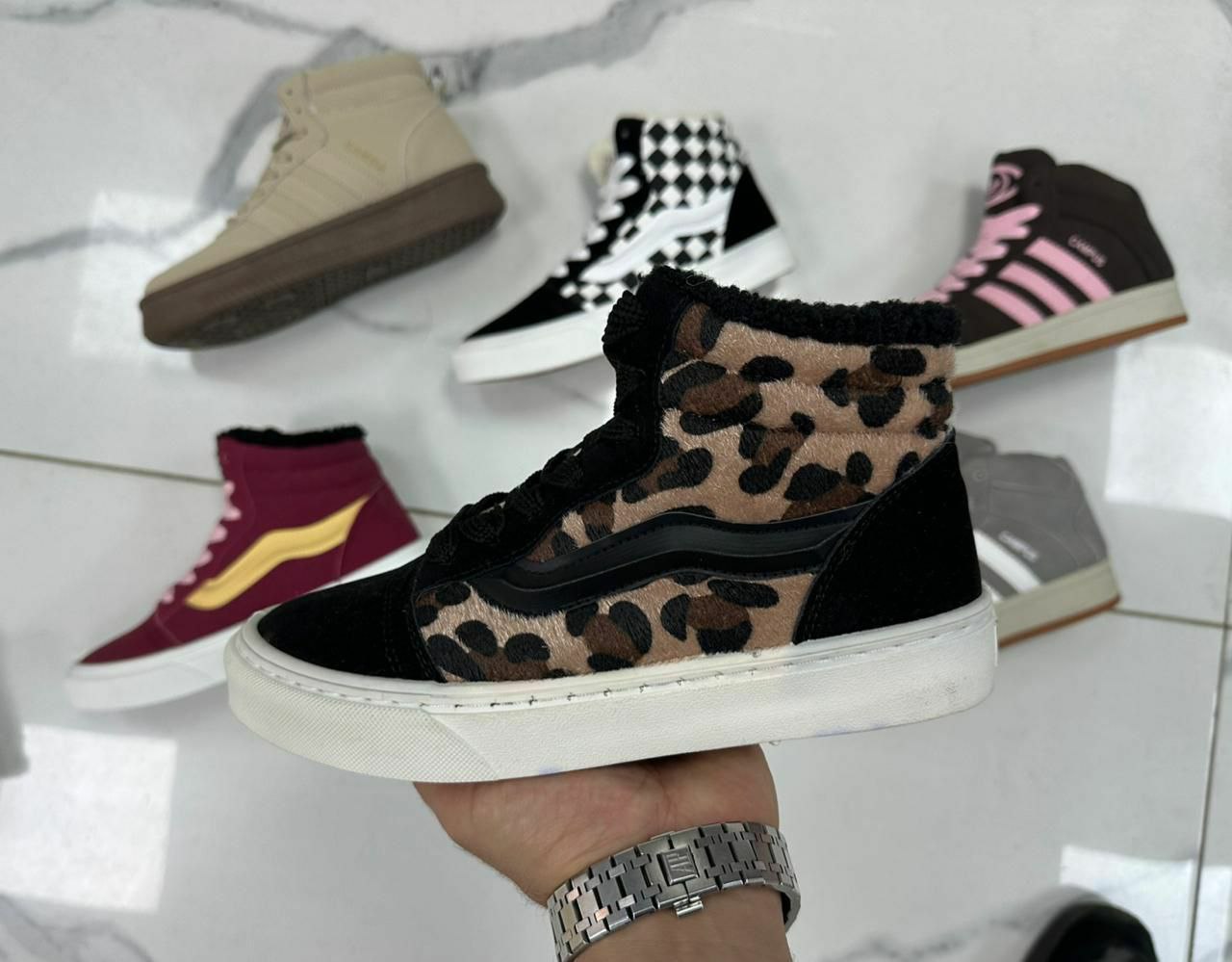 фото зимние женские кроссовки оптом с доставкой