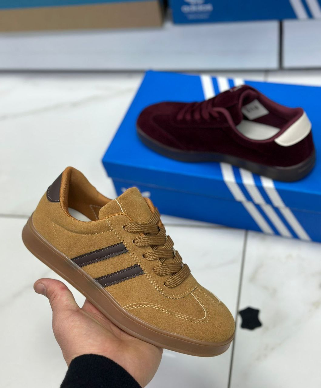 фото весенние женские кроссовки оптом