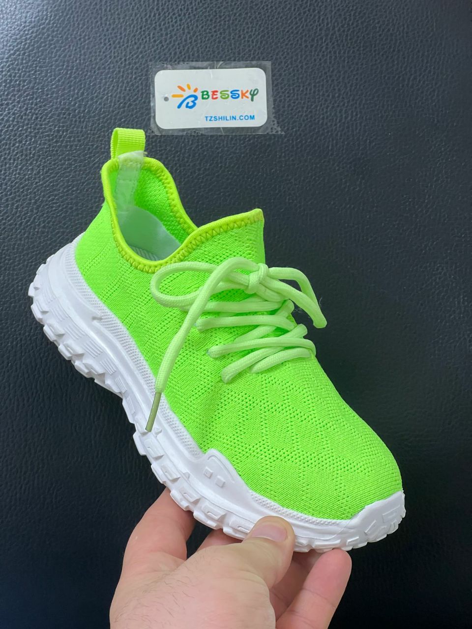 фото весенние кроссовки для мальчиков оптом