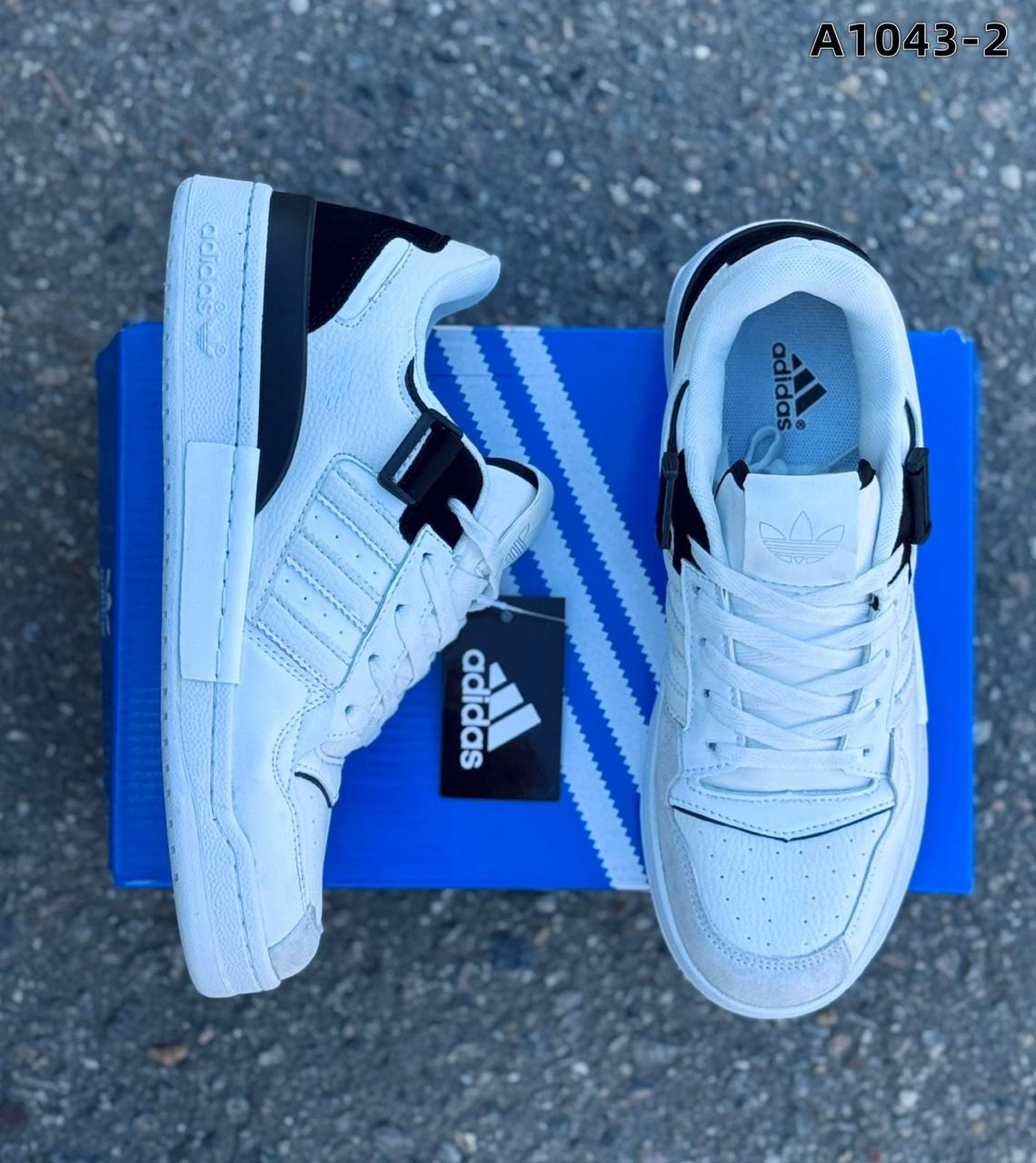 фото Мужские весенние кроссовки Adidas 304967 оптом с доставкой