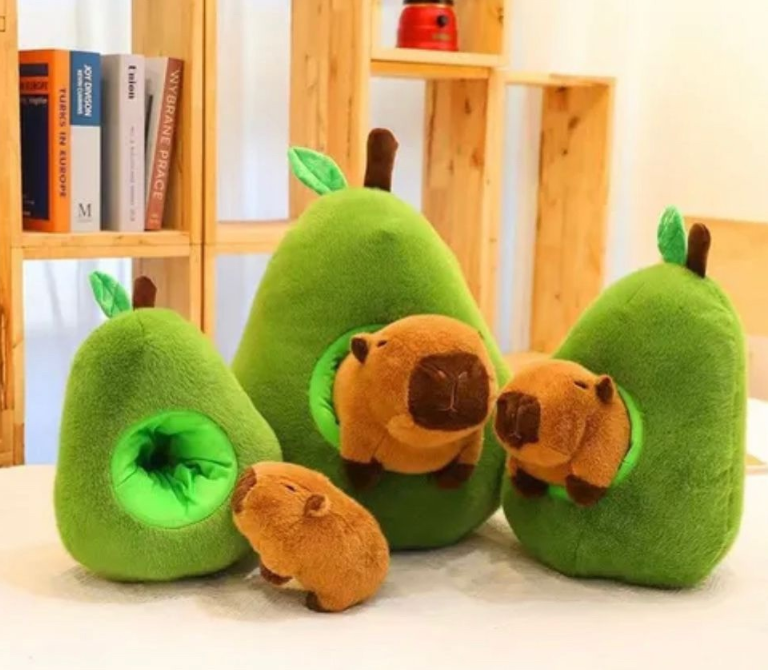 картинка Игрушка Капибара в авокадо 30-35см от магазина Одежда+