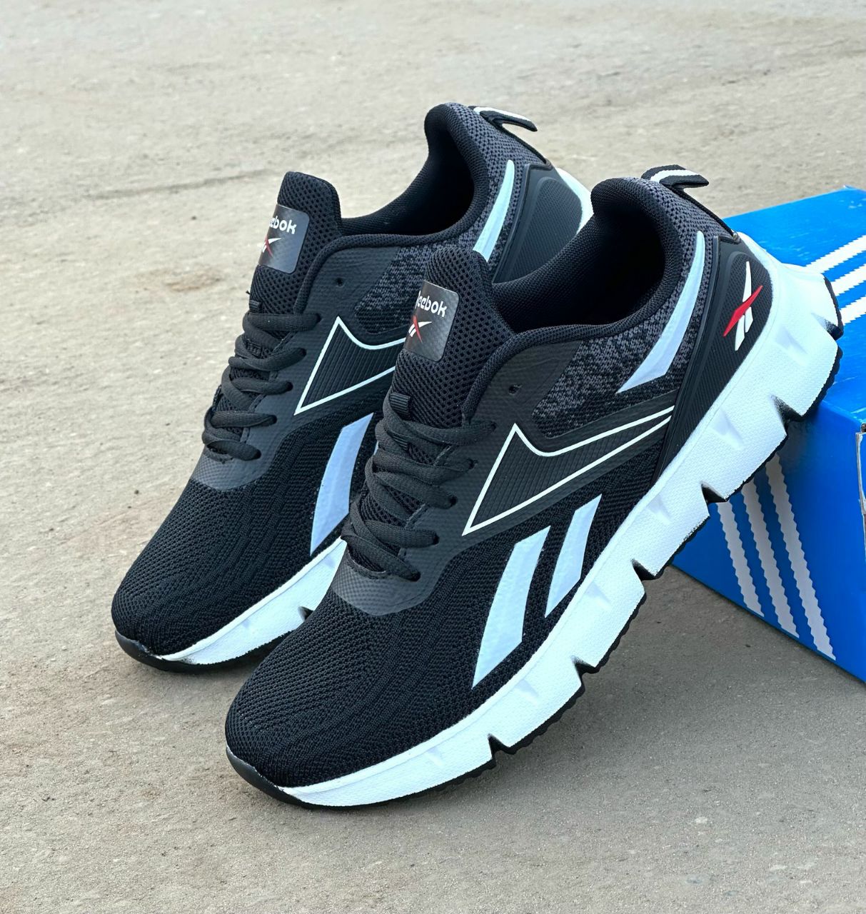 фото весенние мужские кроссовки оптом с доставкой