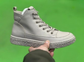 фото весенние женские кроссовки оптом