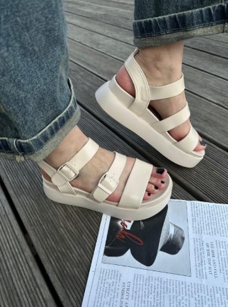 фото весенние женские босоножки оптом