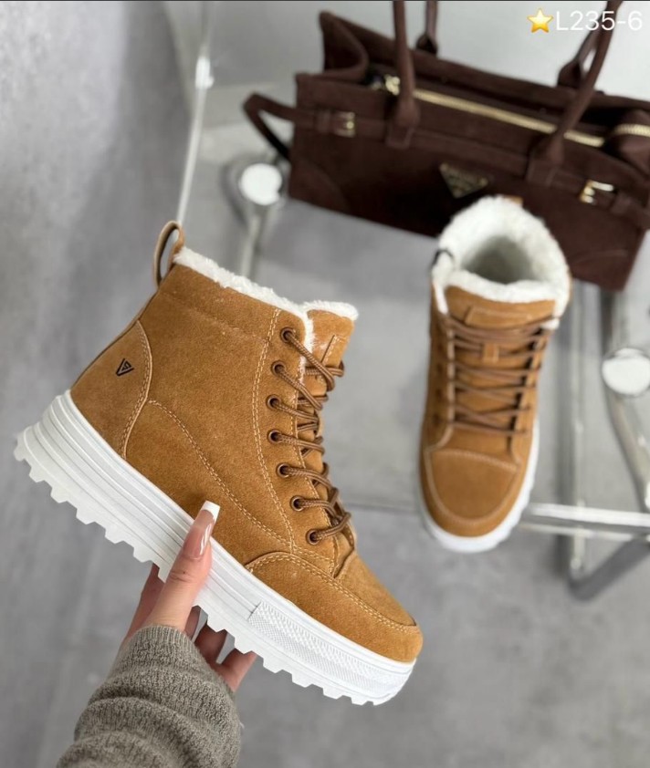 фото зимние женские кроссовки оптом с доставкой