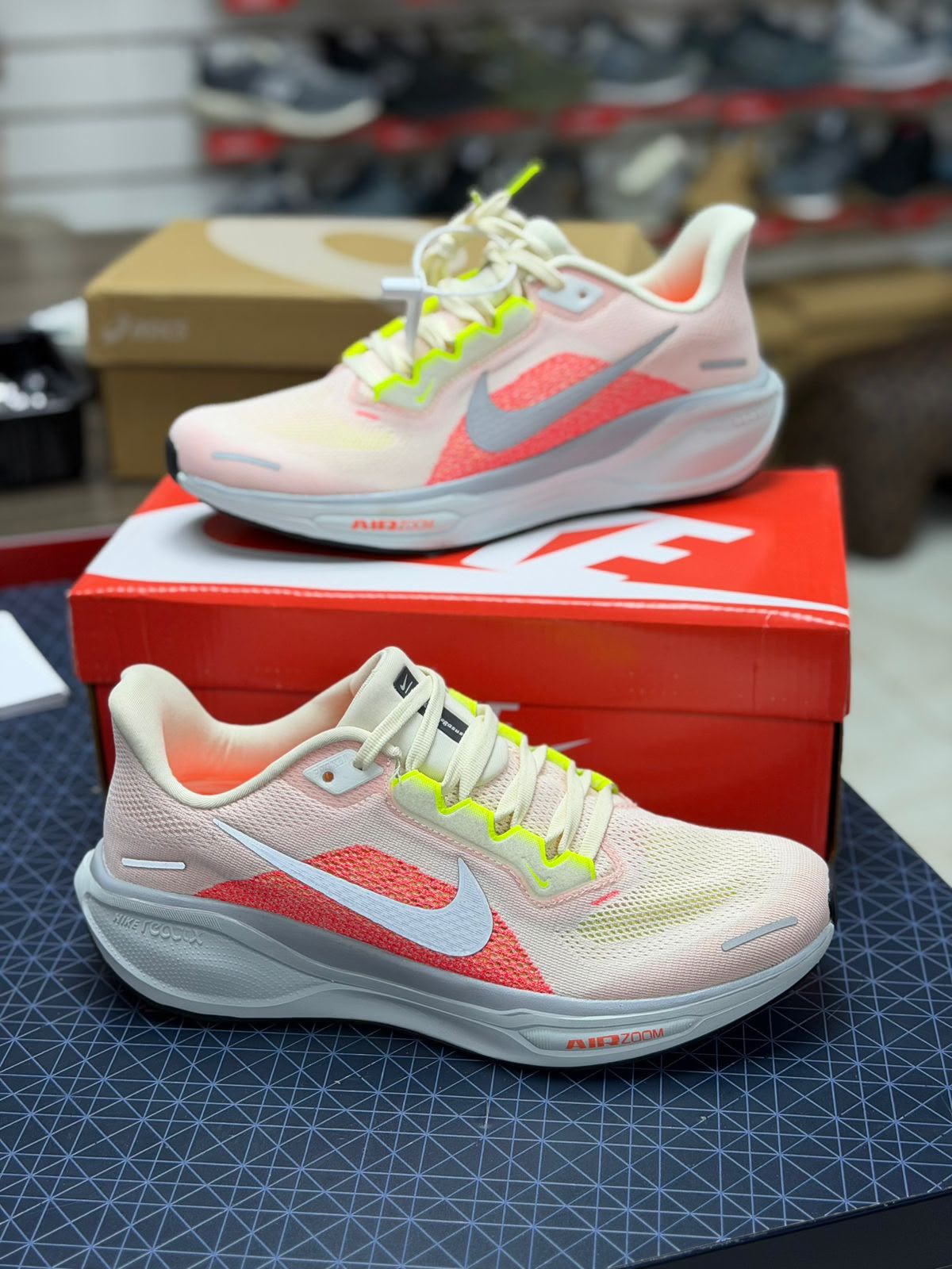 фото женские кроссовки nike 374528 оптом