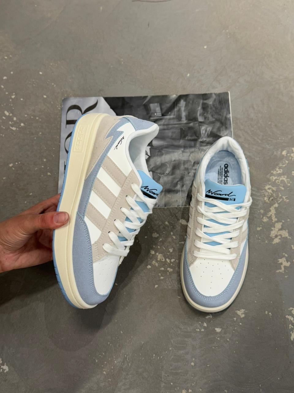 фото весенние женские кроссовки оптом