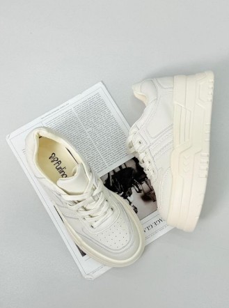 фото весенние женские кроссовки оптом