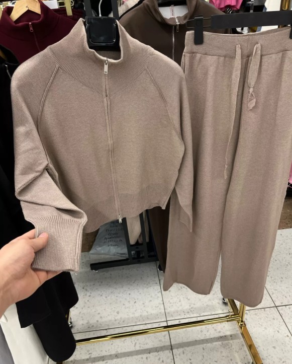 картинка Костюм двойка от магазина Одежда+