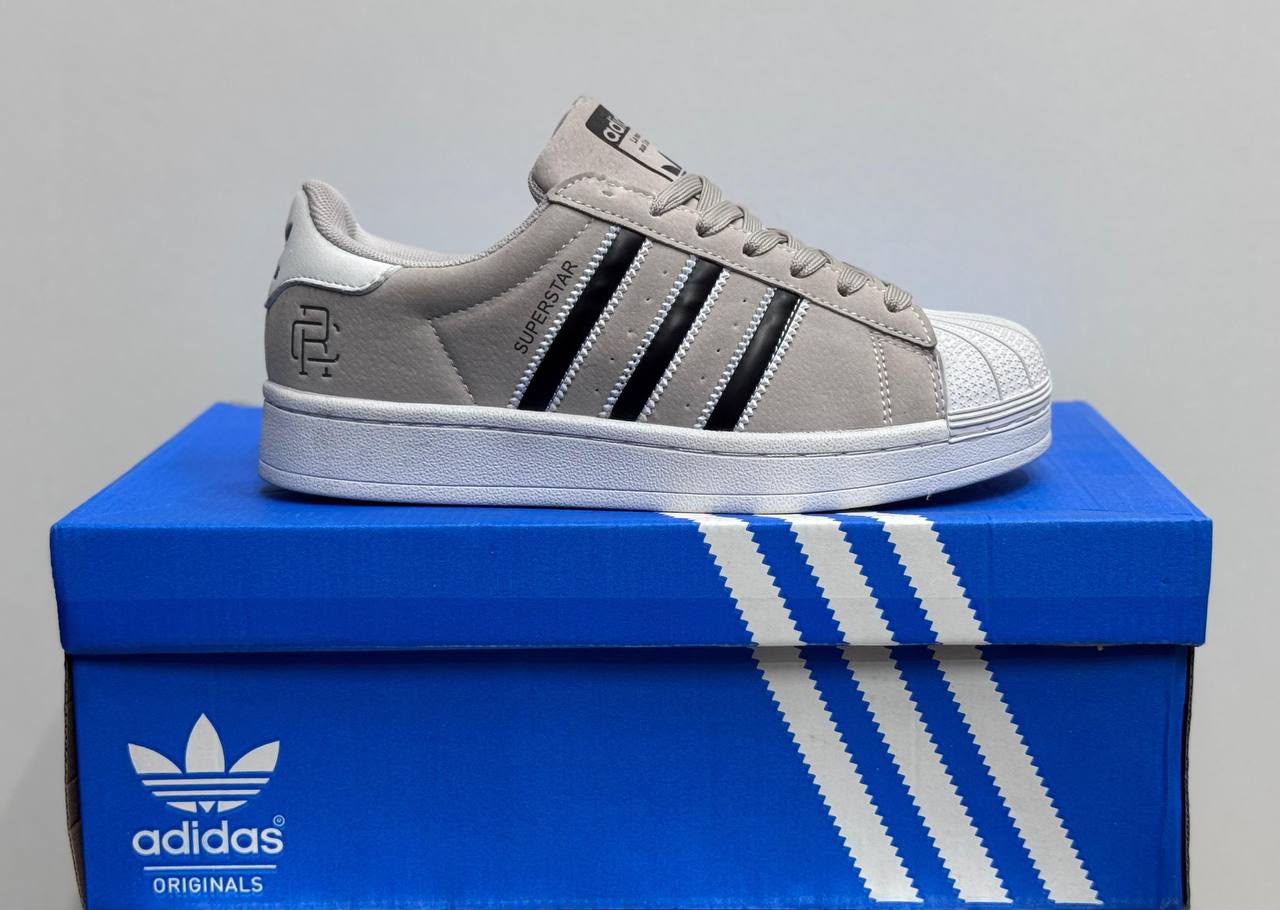 фото женские весенние кроссовки superstar 217054 оптом
