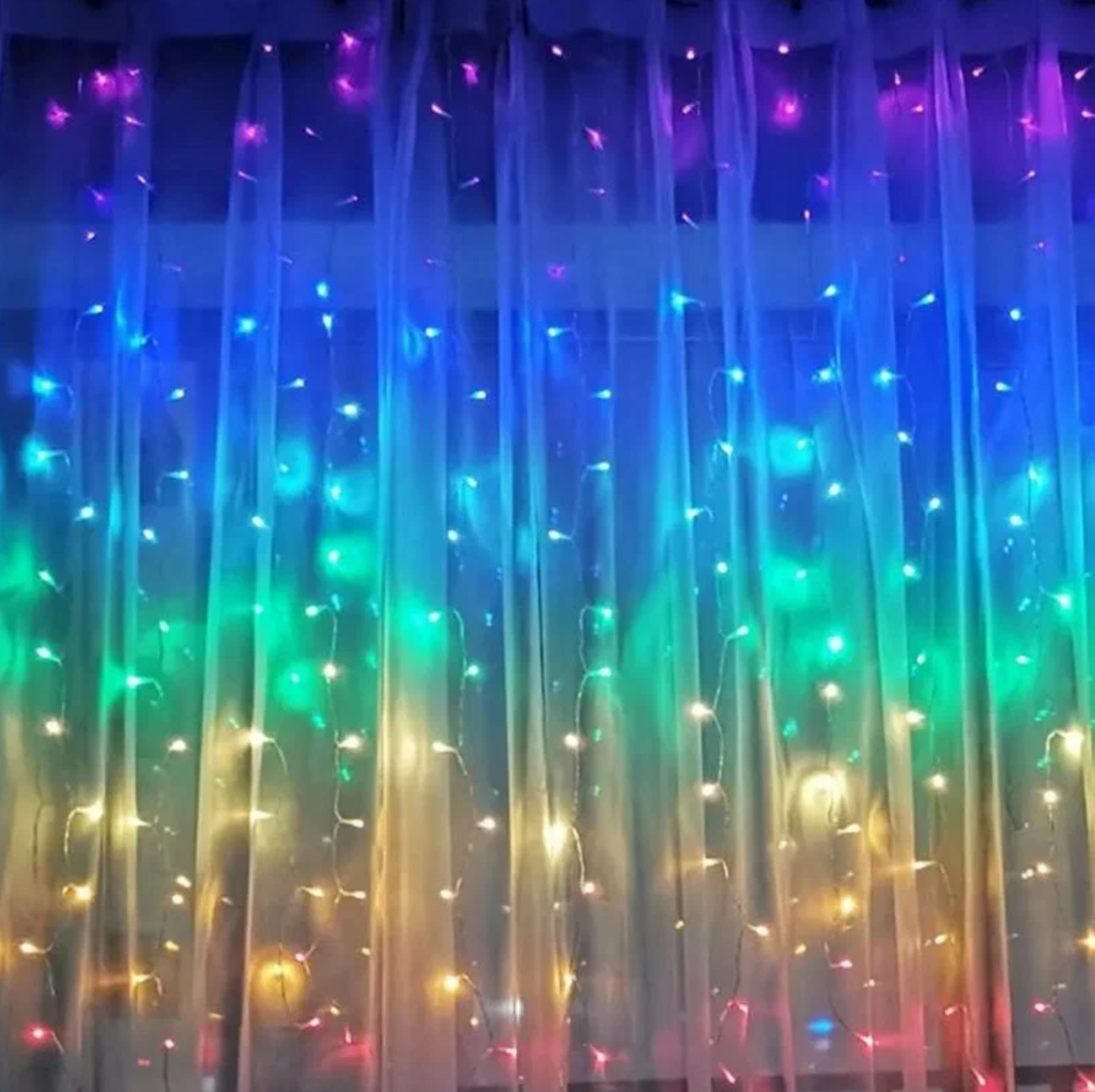 картинка Гирлянда "штора" 1,8х1,8 цветная от магазина Одежда+