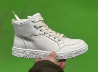 фото весенние женские кроссовки оптом