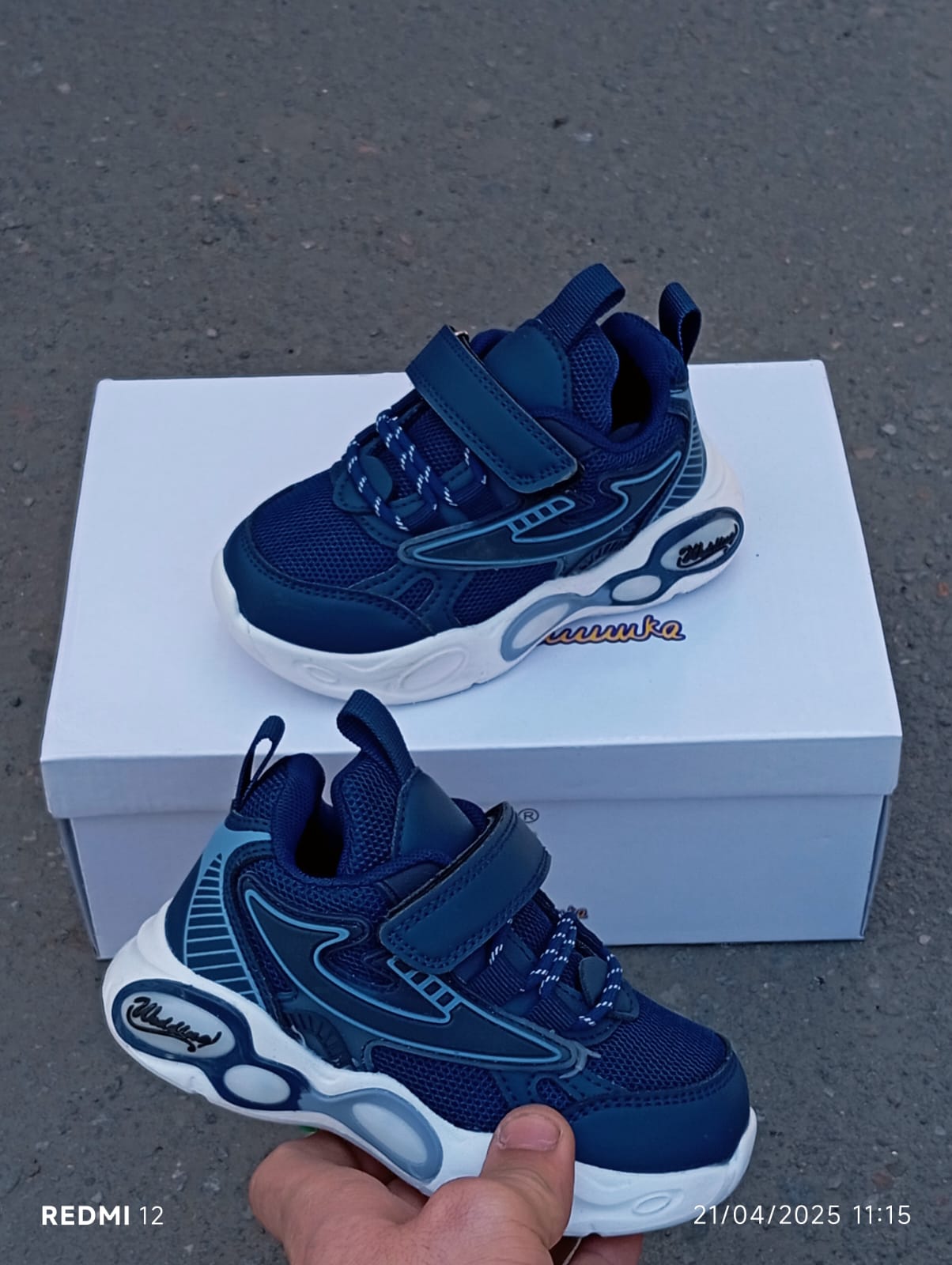 фото весенние кроссовки для мальчиков оптом