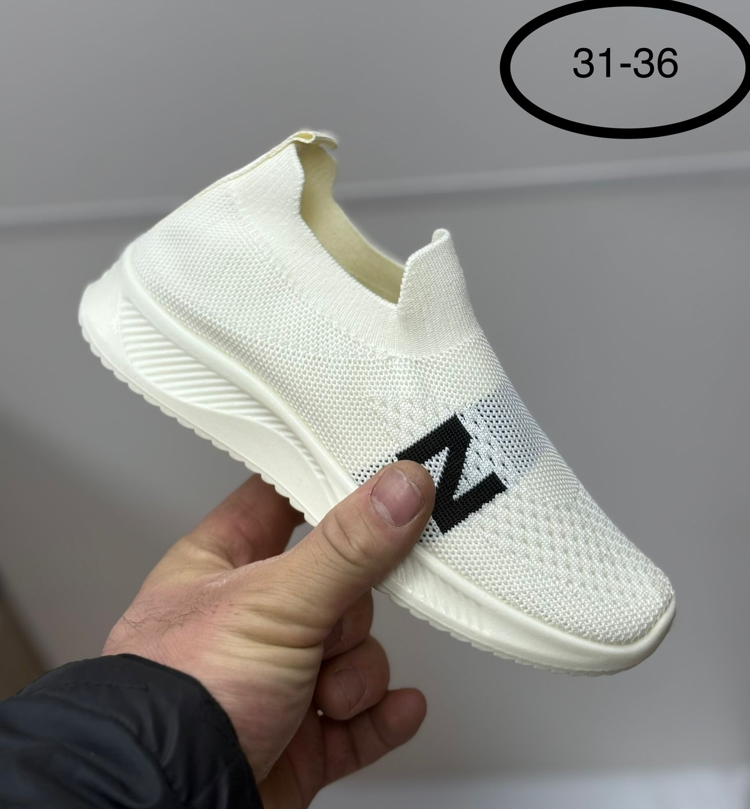 фото весенние кроссовки для девочек оптом